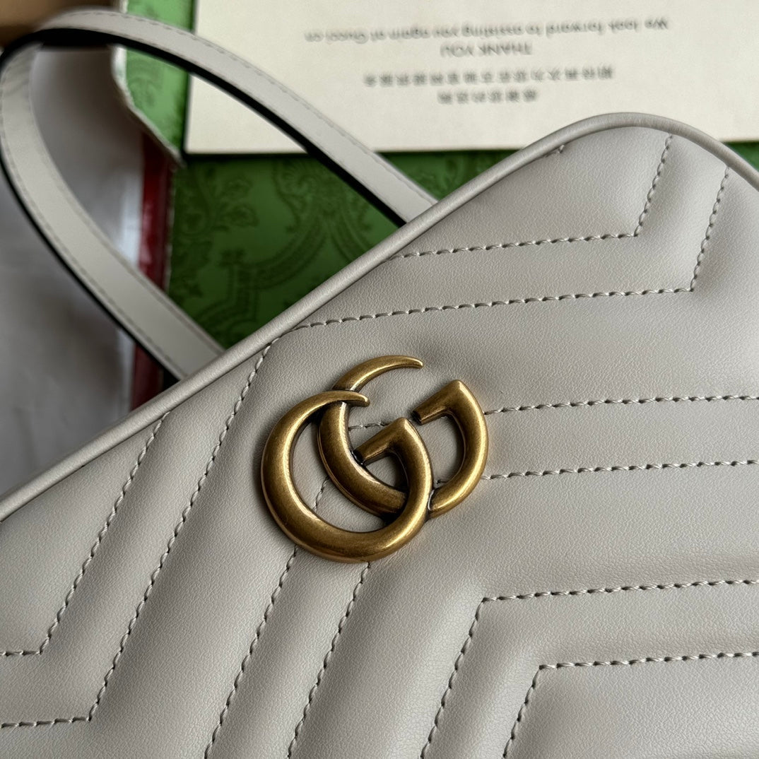 GG MARMONT MINI 18CM ZIP HAUT EN CUIR DE VEAU CRÈME QUINCAILLERIE DORÉ