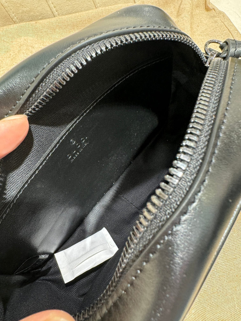 SAC À BANDOULIÈRE GG MINI 18 MARMONT MATELASSÉ EN CUIR DE VEAU NOIR