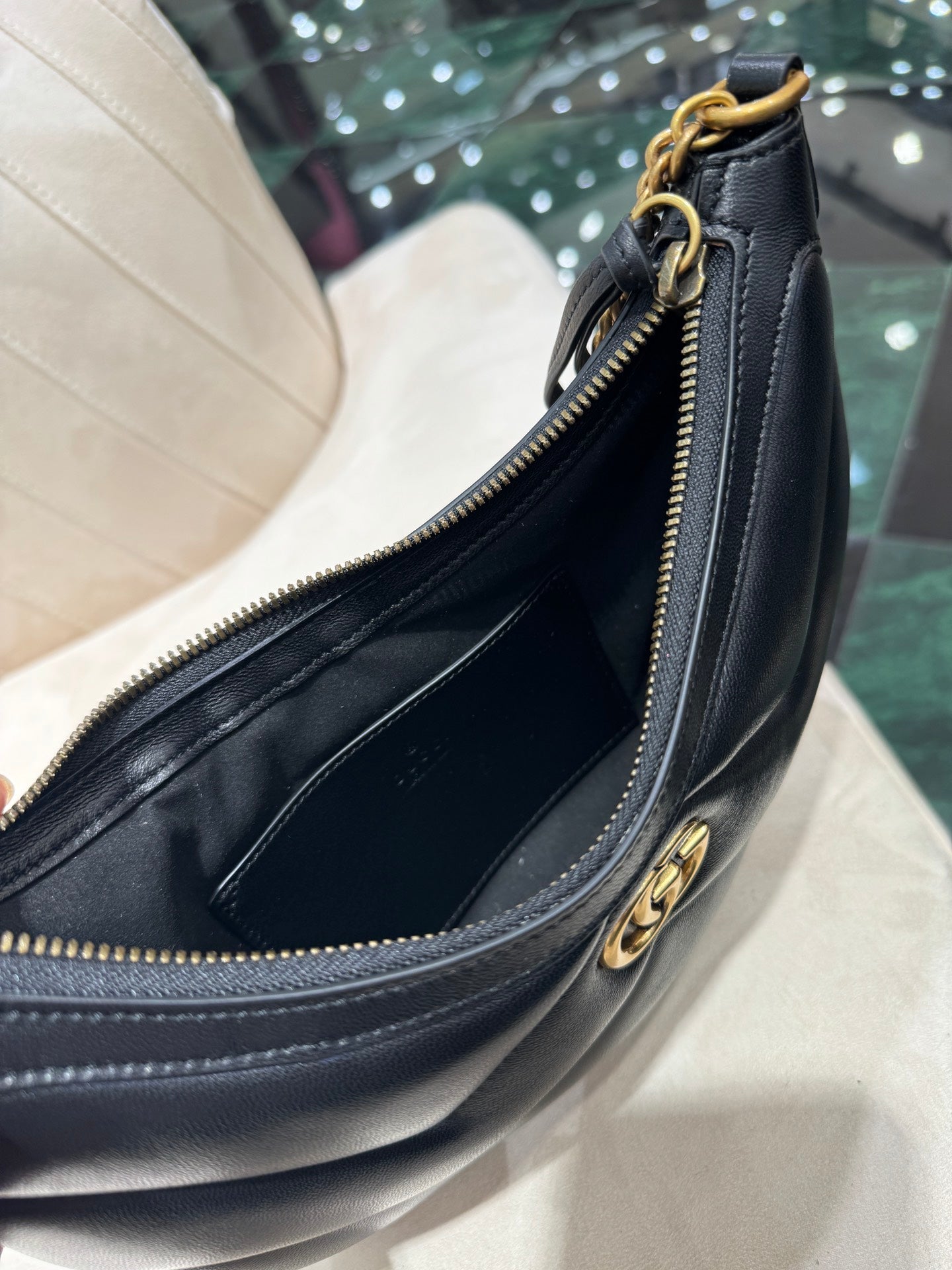 SAC GG SMALL 26 MARMONT EN CUIR DE VEAU NOIR