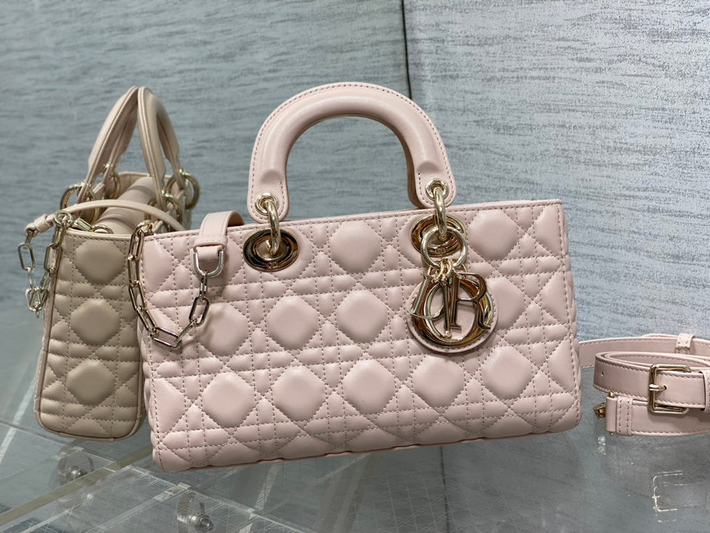 MEDIUM LADY D-JOY 26 POWDER PINK LAMBSKIN