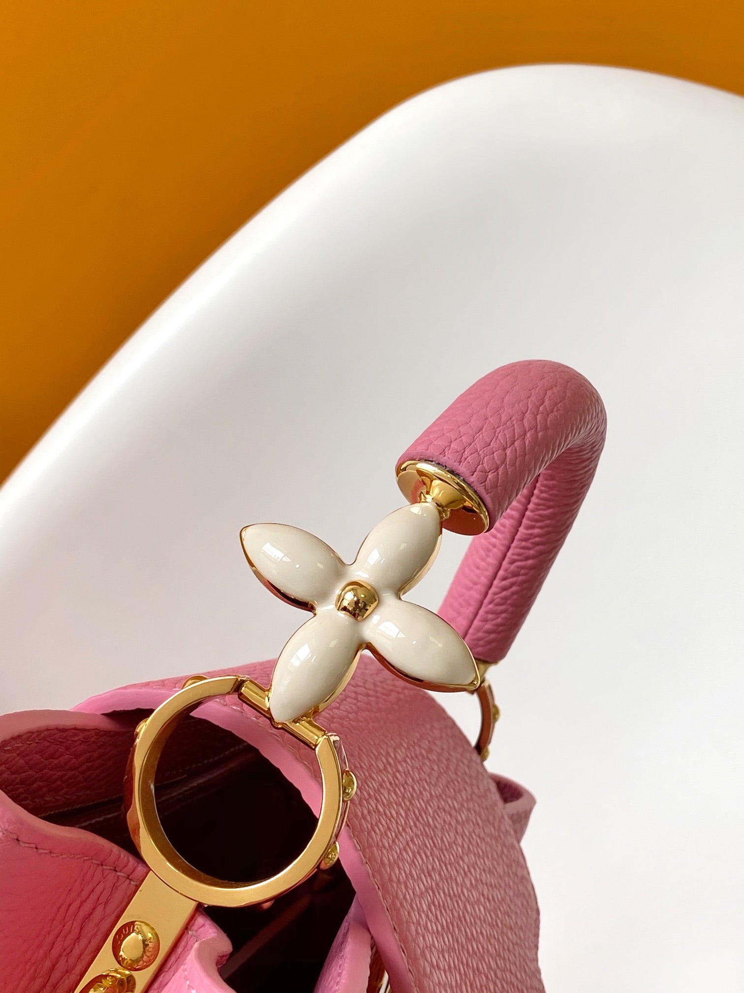 CAPUCINES MINI 21 EN QUINCAILLERIE OR TAURILLON ROSE GUIMAUVE