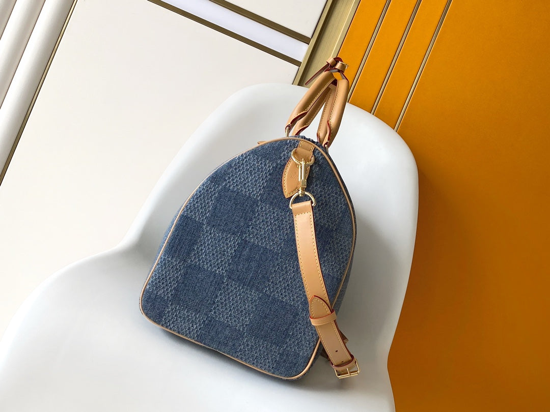 SPEEDY BANDOULIÈRE 40 EN DENIM DAMIER BLEU modèle 3D