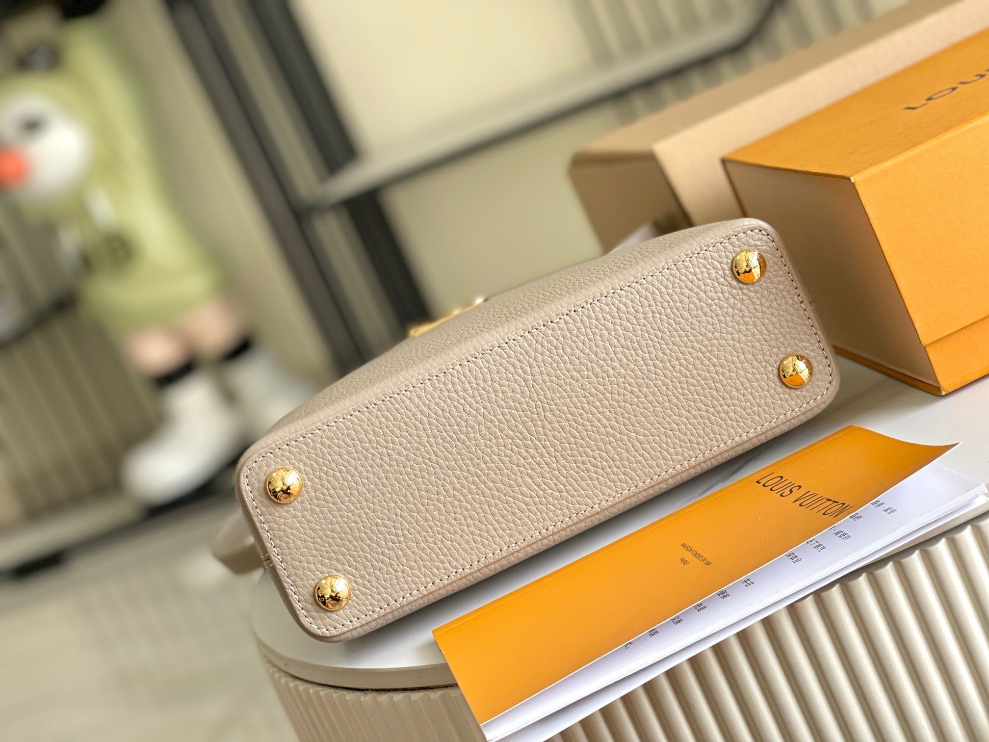 CAPUCINES BB 27 BEIGE FONCÉ TAURILLON QUINCAILLERIE OR