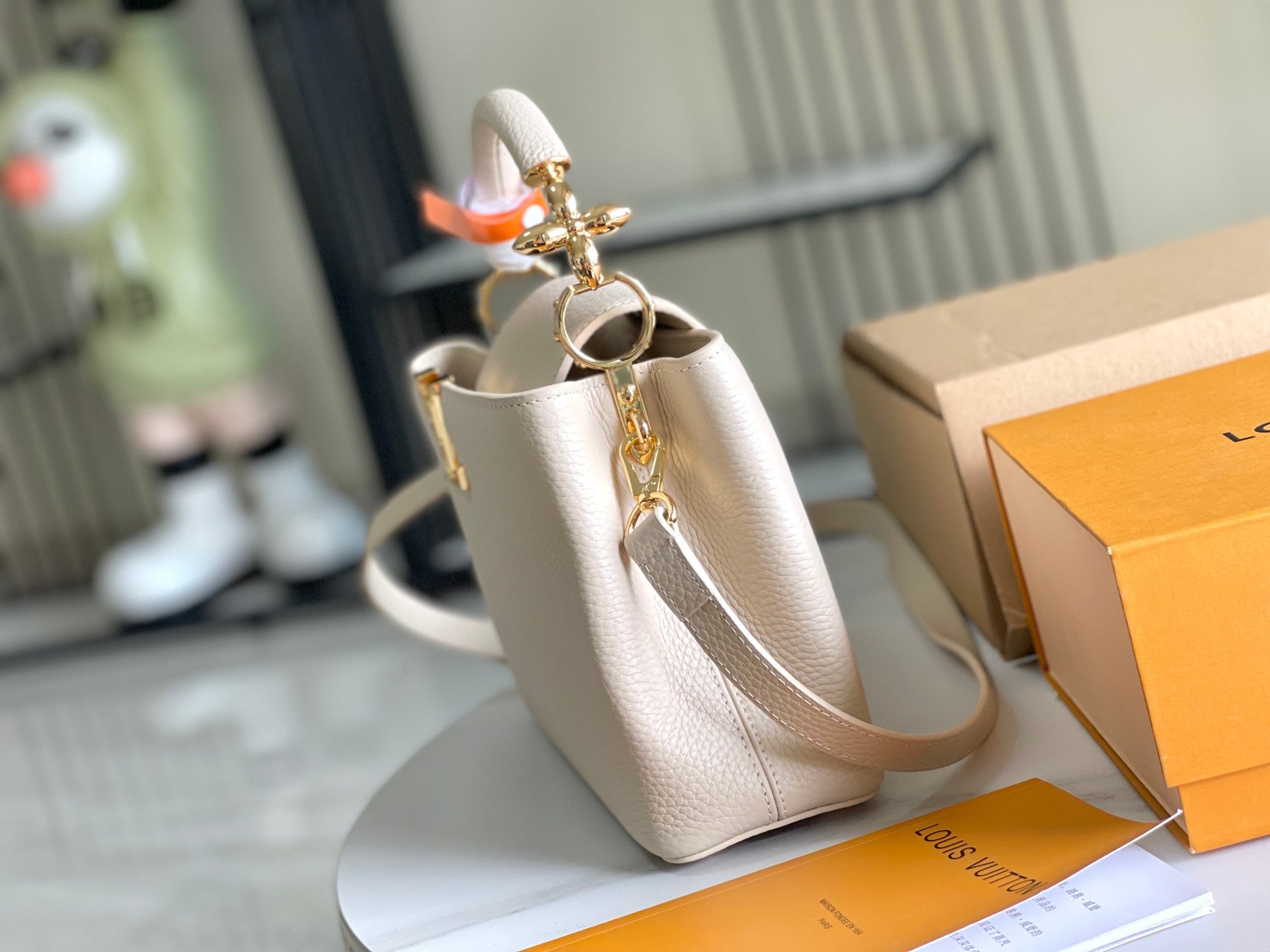 CAPUCINES MINI 21 BEIGE TAURILLON DORÉ QUINCAILLERIE