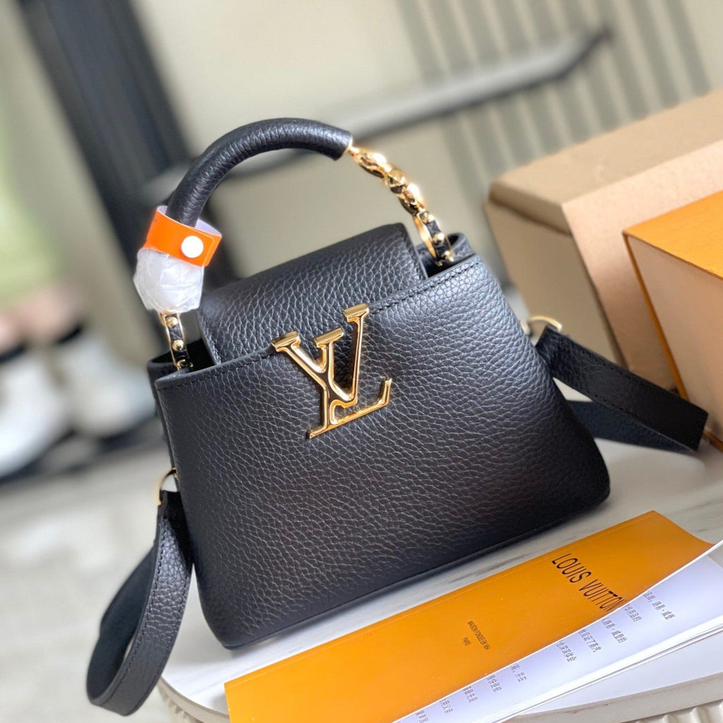 CAPUCINES MINI 21 BLACK TAURILLON GOLD HARDWARE