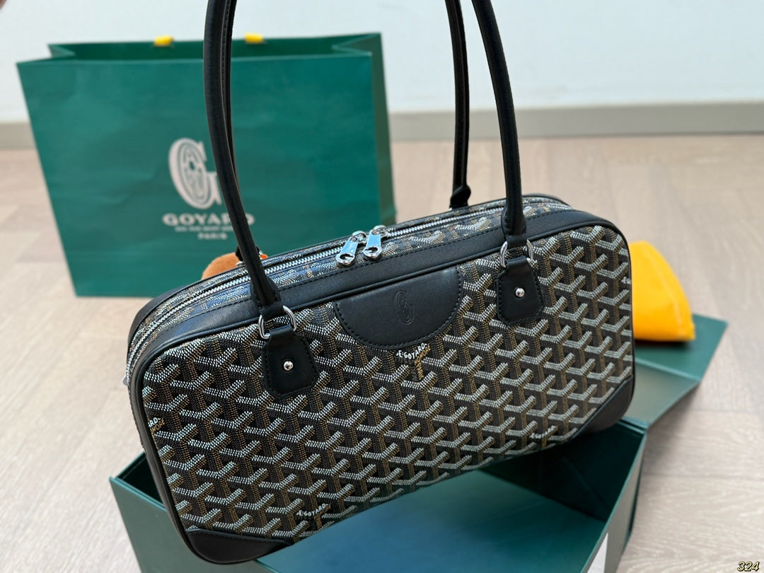 SAC SAINT MARTIN 34 EN TOILE GOYARDINE NOIRE ET CUIR DE VEAU