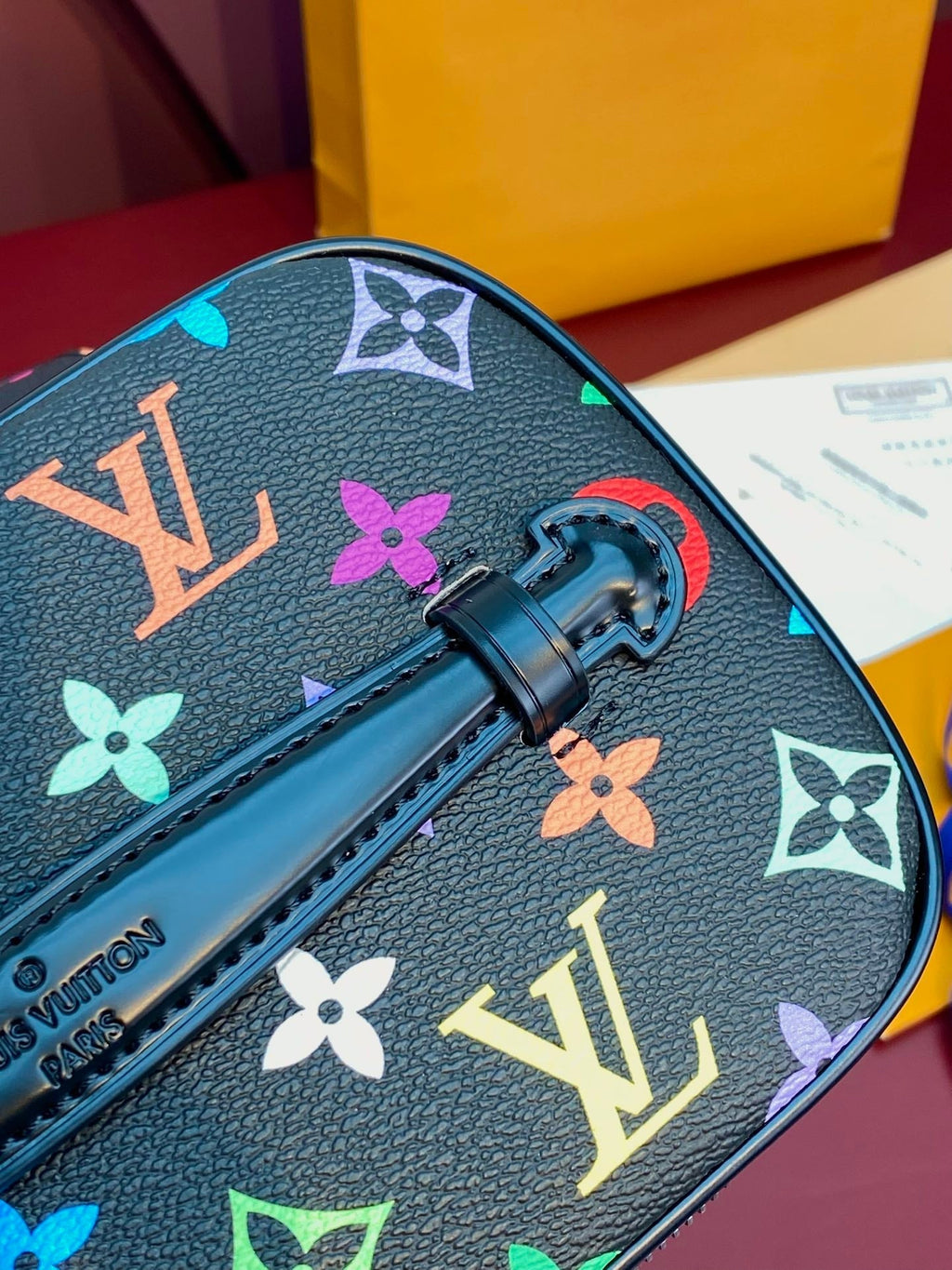 JOLI BB 20 EN TOILE MONOGRAMME COLORÉE AVEC FERMETURE ÉCLAIR ARGENTÉE