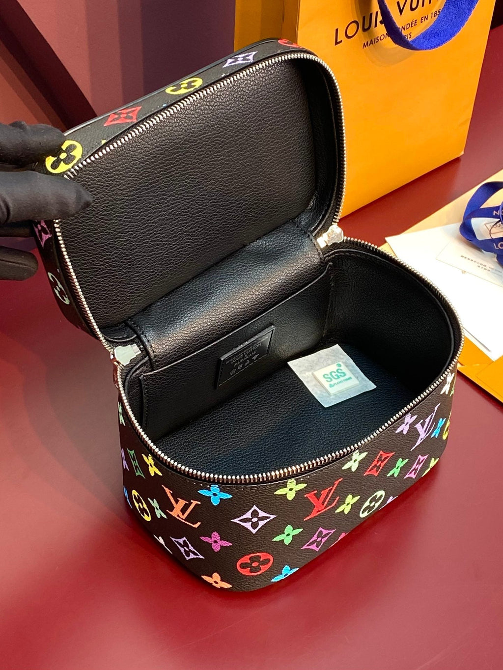 JOLI BB 20 EN TOILE MONOGRAMME COLORÉE AVEC FERMETURE ÉCLAIR ARGENTÉE