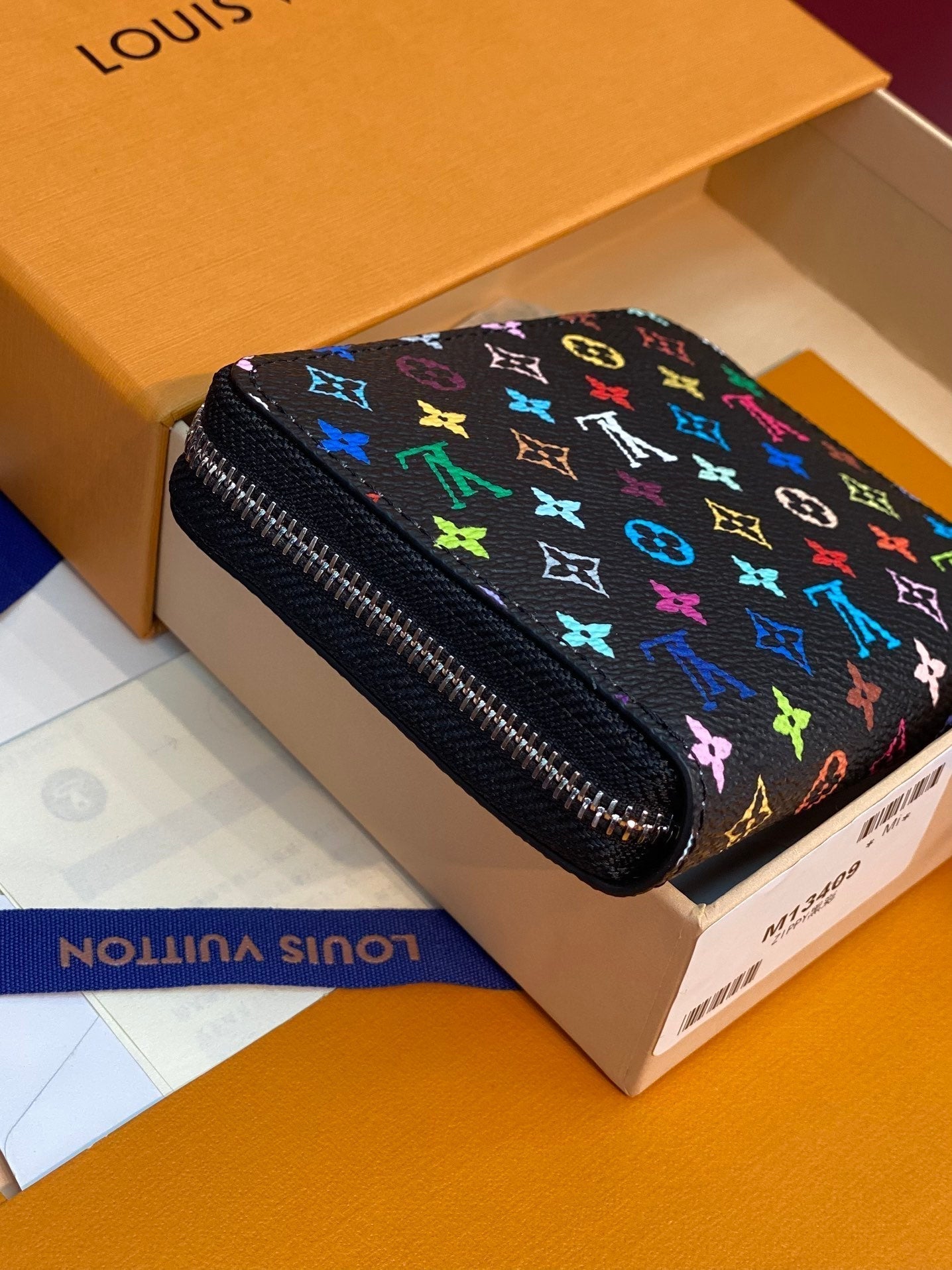 PORTE-MONNAIE LV X TM ZIPPY EN TOILE MONOGRAMME MULTICOLORE NOIRE