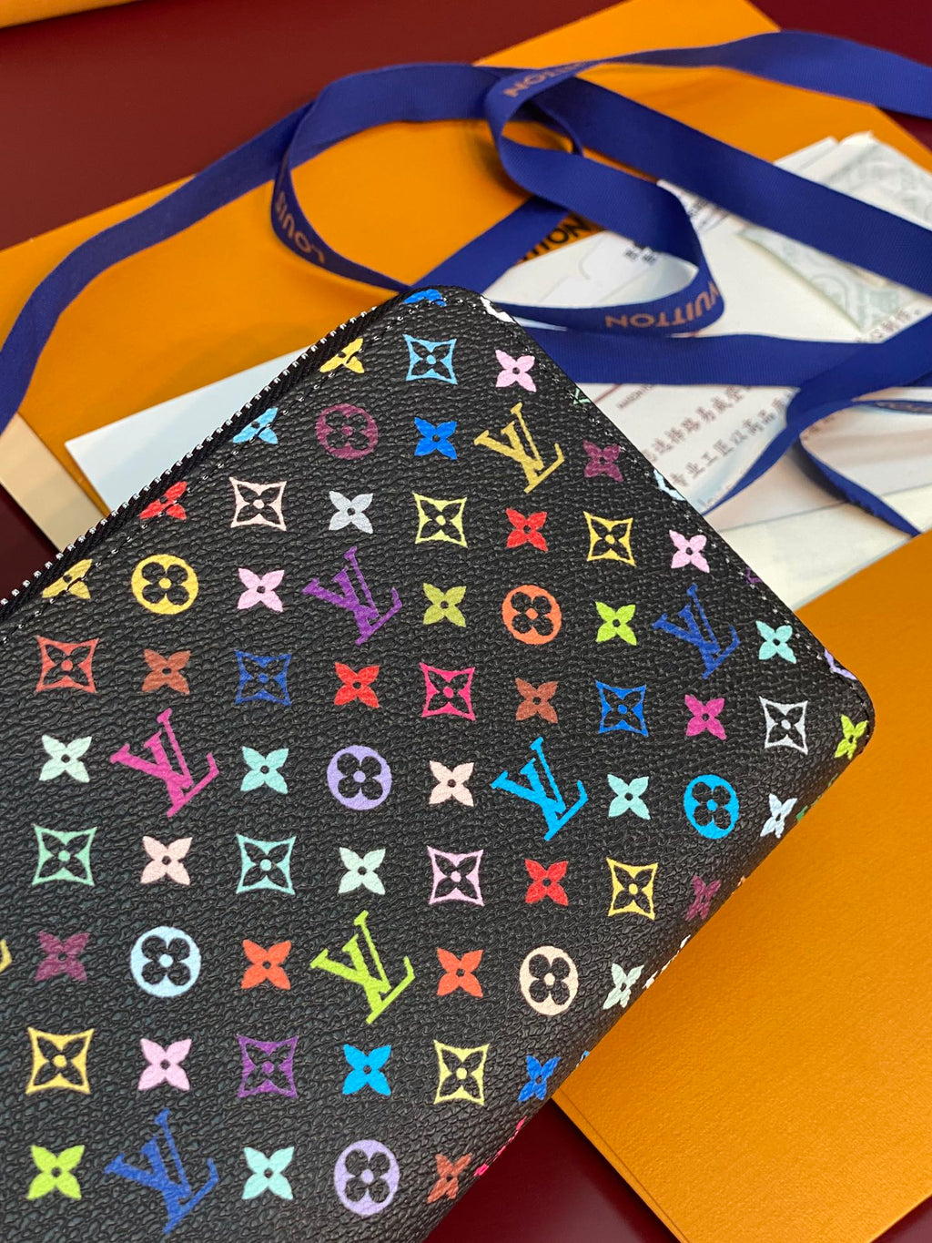 PORTEFEUILLE ZIPPÉ LV X TM EN TOILE MONOGRAMME NOIR MULTICOLORE