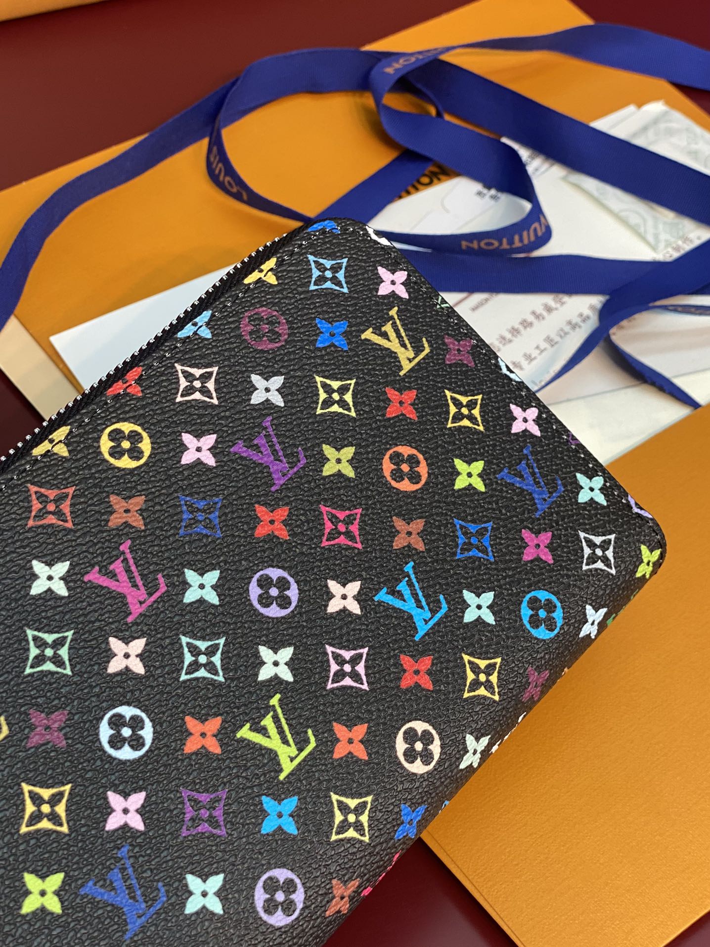 PORTEFEUILLE ZIPPÉ LV X TM EN TOILE MONOGRAMME NOIR MULTICOLORE