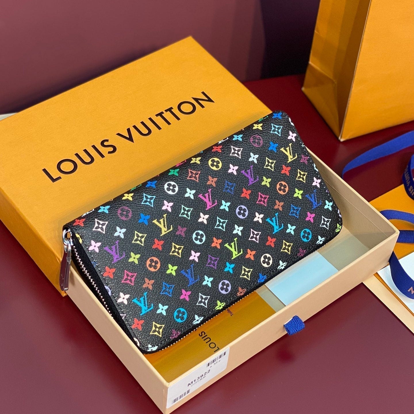 PORTEFEUILLE ZIPPÉ LV X TM EN TOILE MONOGRAMME NOIR MULTICOLORE