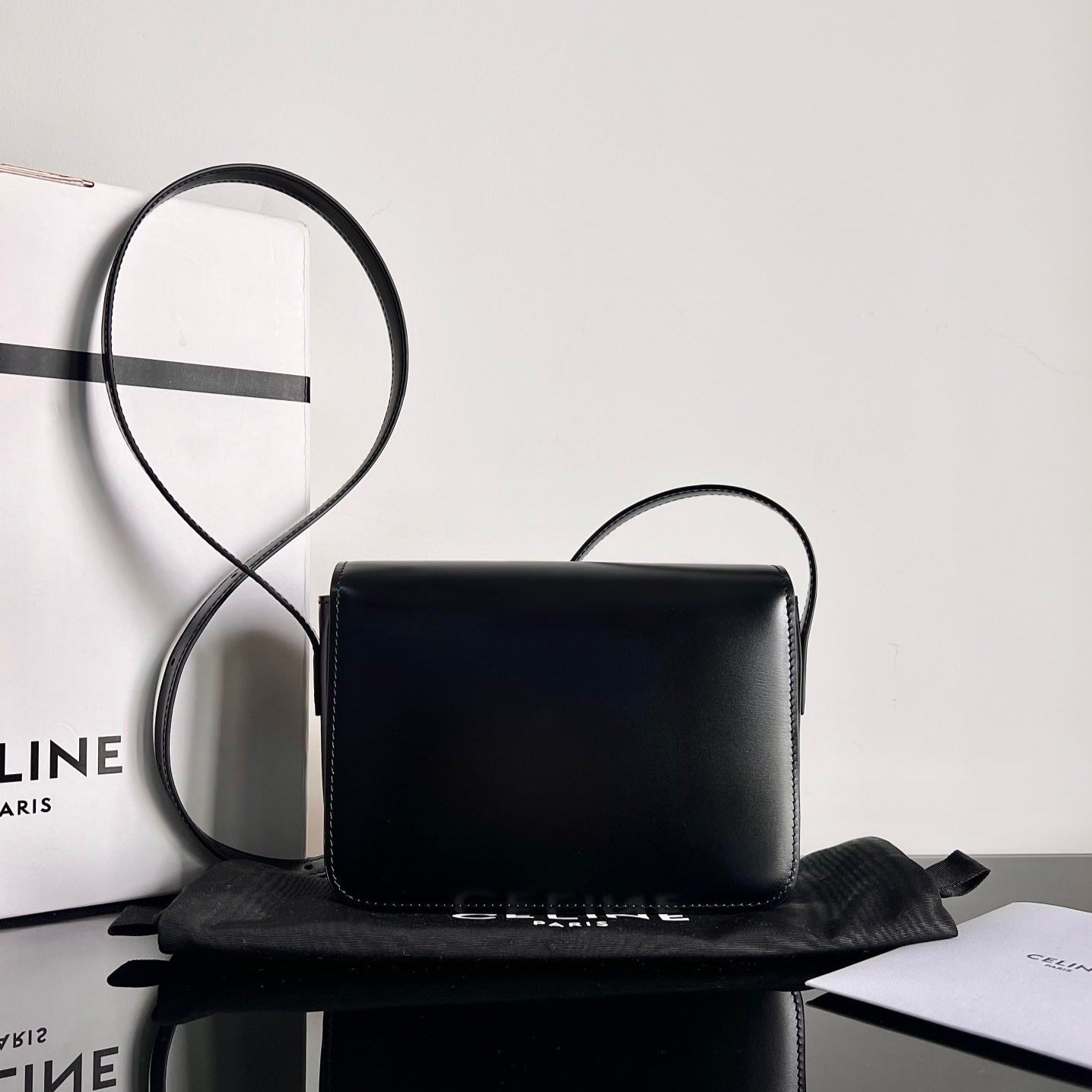 CLASSIQUE TRIOMPHE 22 CUIR DE VEAU LISSE NOIR