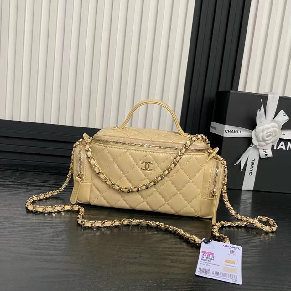 SAC APPAREIL PHOTO MOYEN 23 EN CUIR D'AGNEAU BEIGE JAUNE QUINCAILLERIE DORÉ 