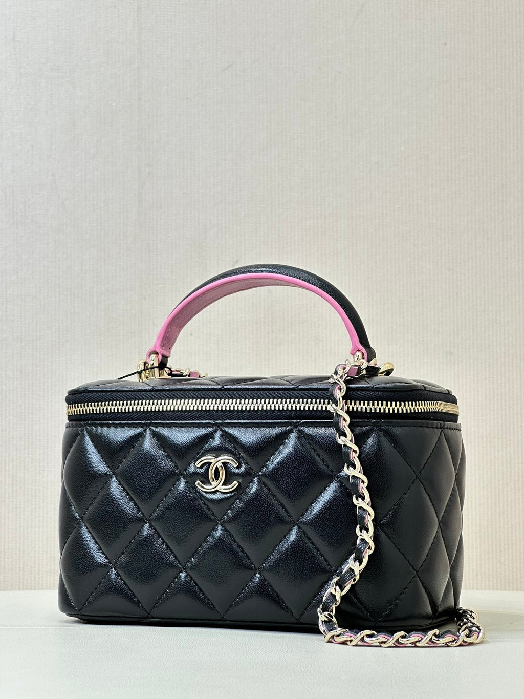 VANITY SHOULDER BAG TOP HANDLE 17CM BLACK PINK LAMBSKIN