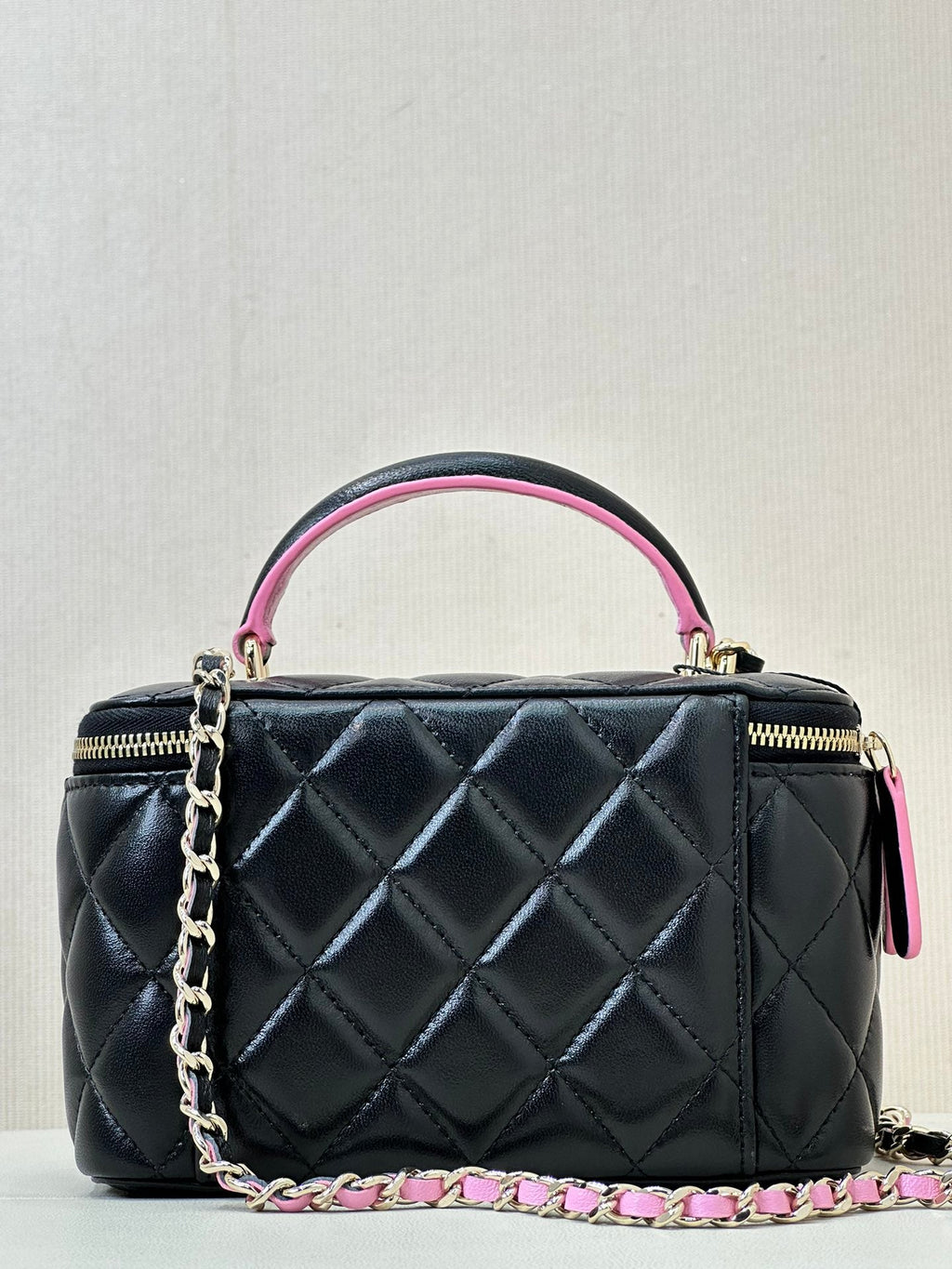 VANITY SHOULDER BAG TOP HANDLE 17CM BLACK PINK LAMBSKIN