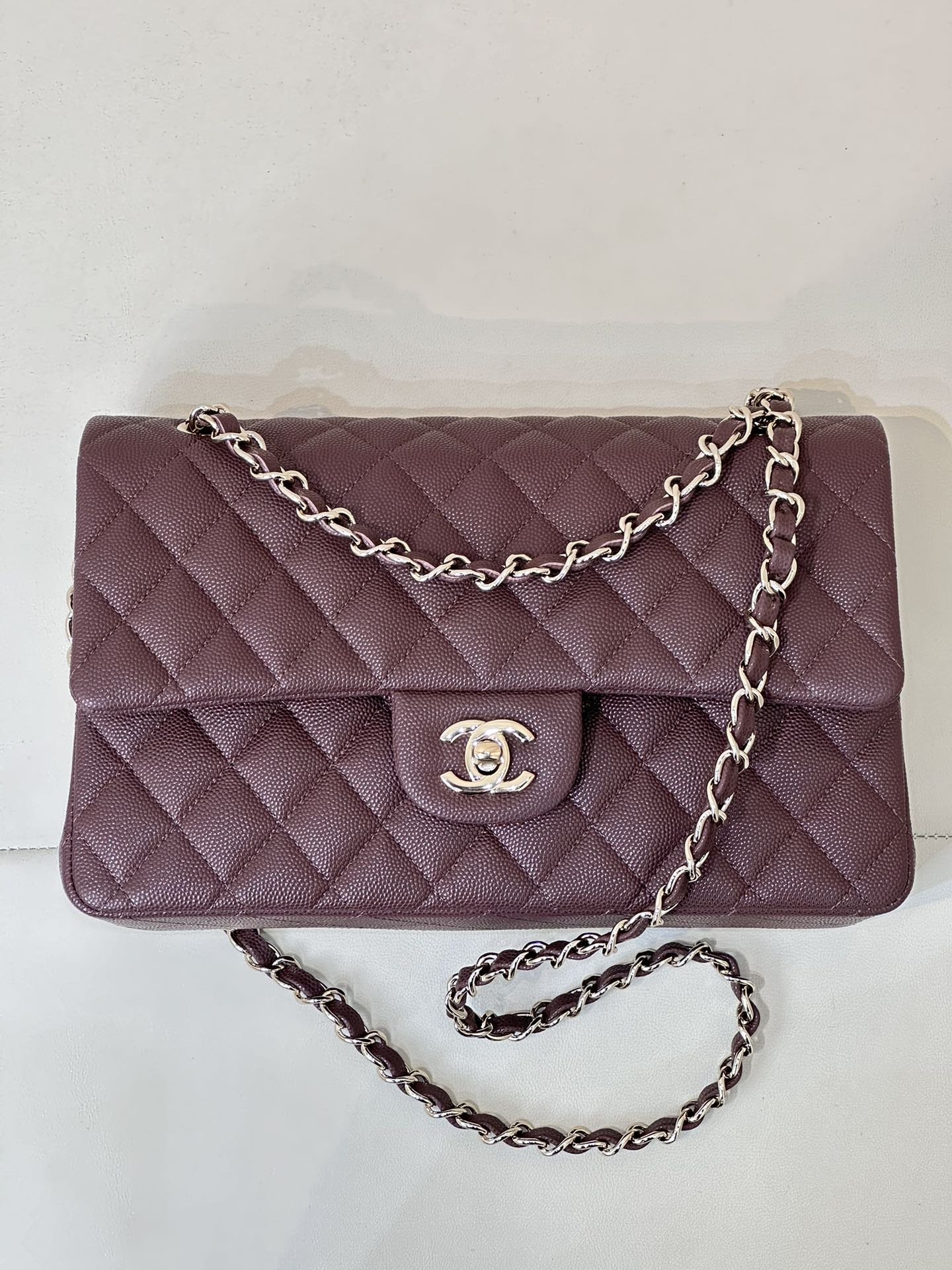 RABAT CLASSIQUE 23CM BORDEAUX CAVIAR QUINCAILLERIE OR CLAIR 