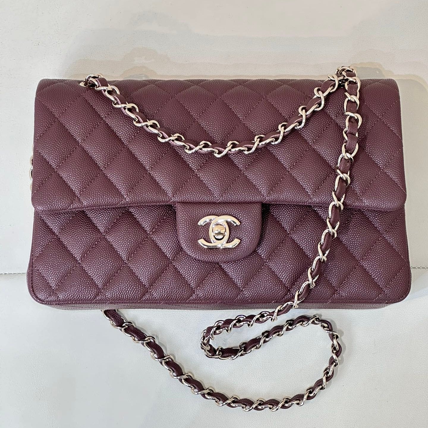 RABAT CLASSIQUE 25CM BORDEAUX CAVIAR QUINCAILLERIE OR CLAIR 