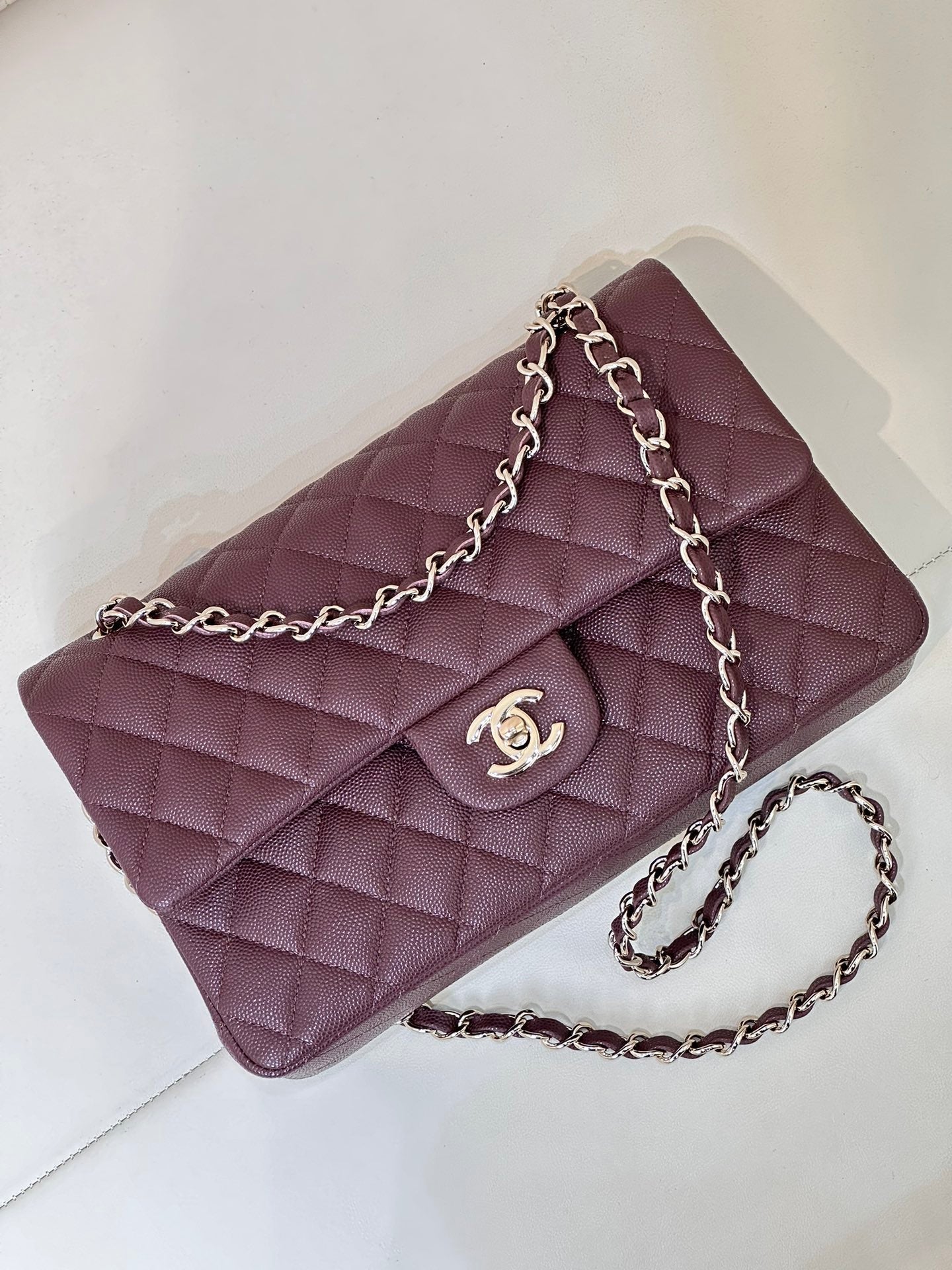 RABAT CLASSIQUE 25CM BORDEAUX CAVIAR QUINCAILLERIE OR CLAIR 