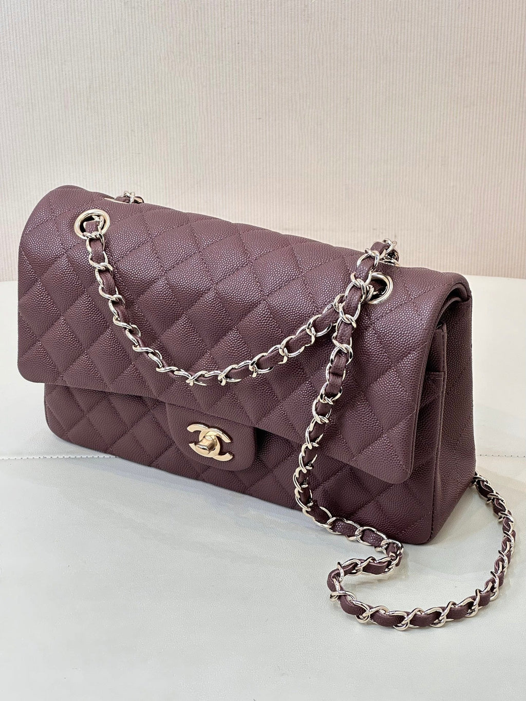 RABAT CLASSIQUE 25CM BORDEAUX CAVIAR QUINCAILLERIE OR CLAIR 