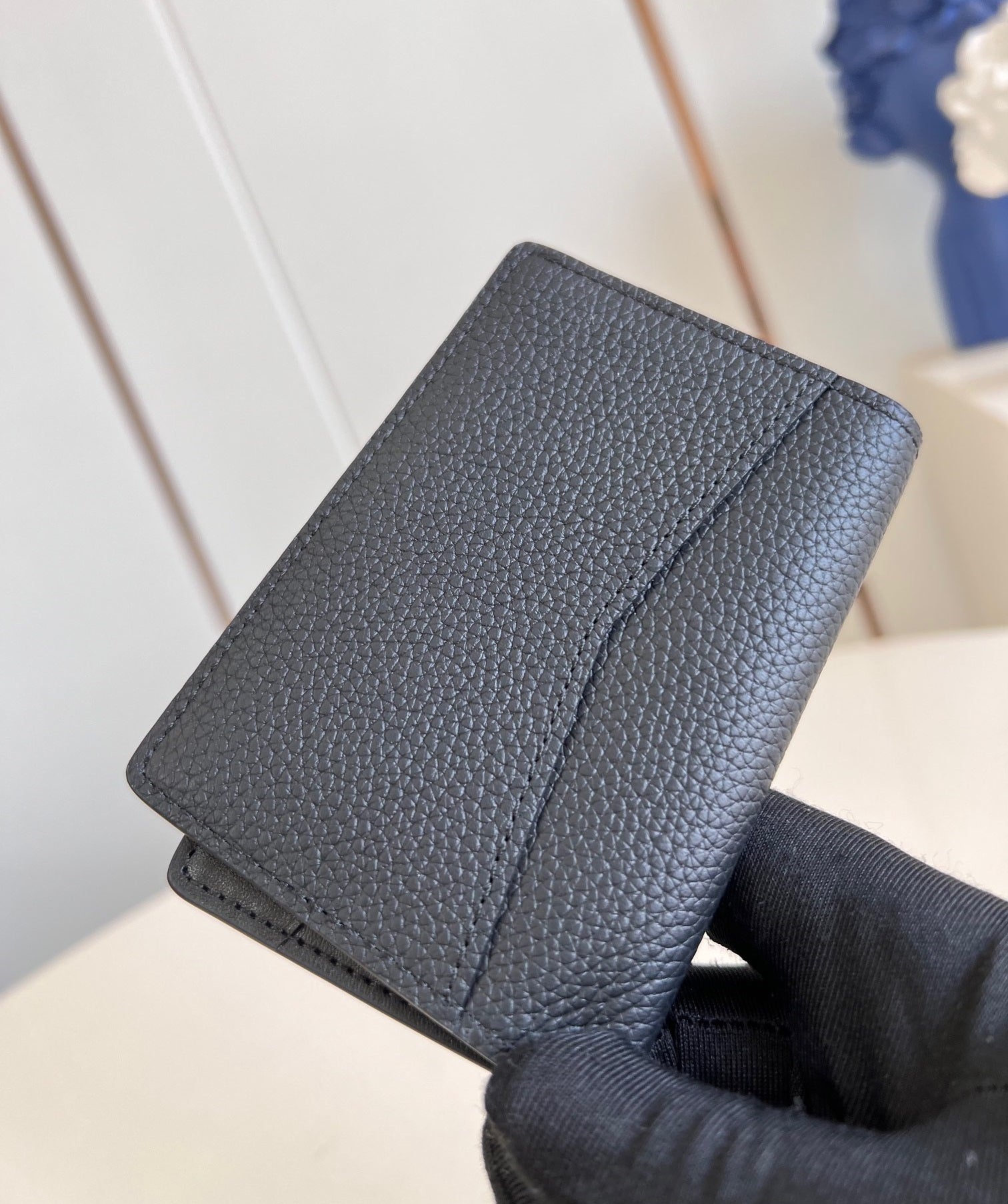 PORTEFEUILLE ORGANISATEUR DE POCHE 11CM EN CUIR DE VEAU NOIR