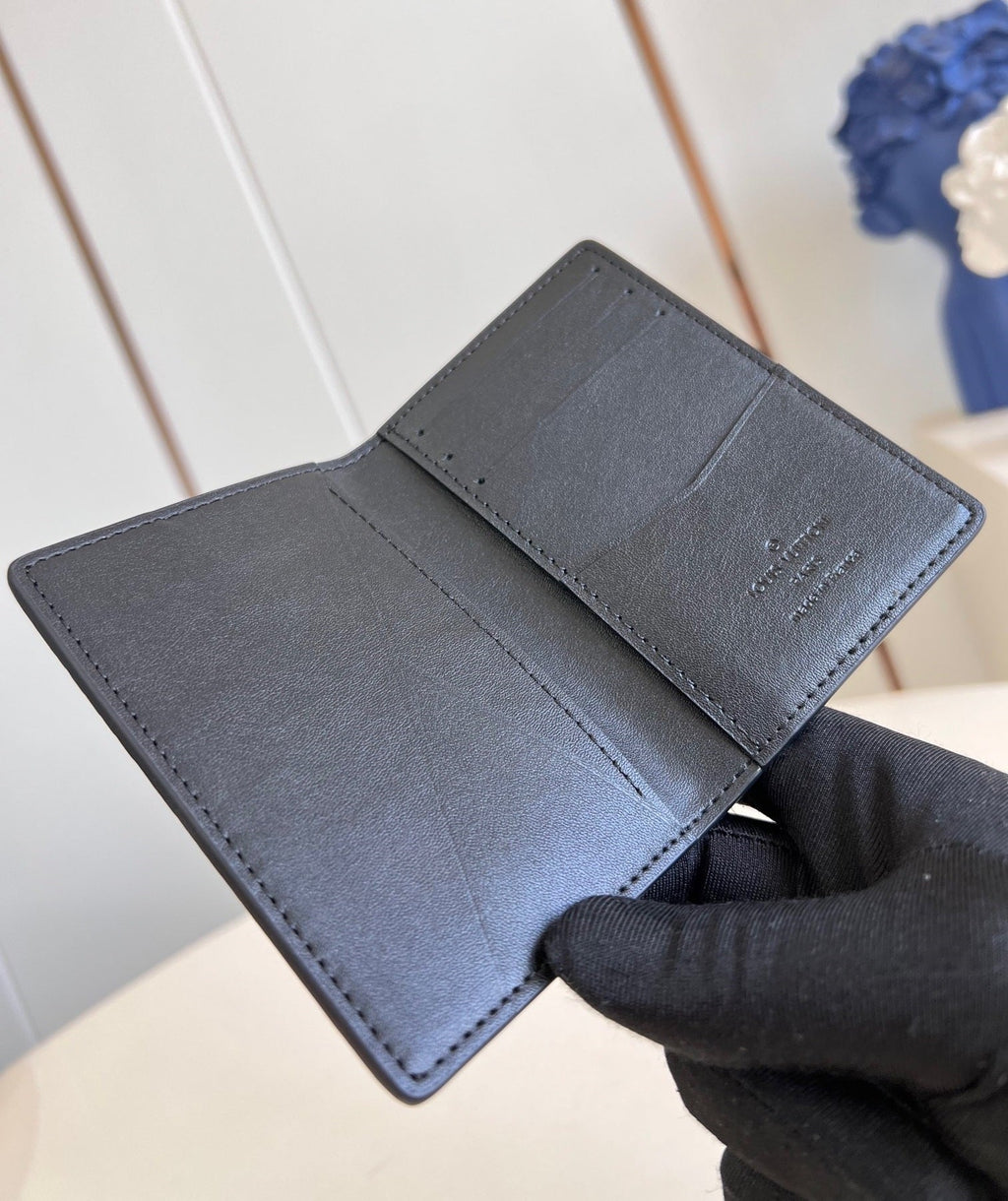 PORTEFEUILLE ORGANISATEUR DE POCHE 11CM EN CUIR DE VEAU NOIR