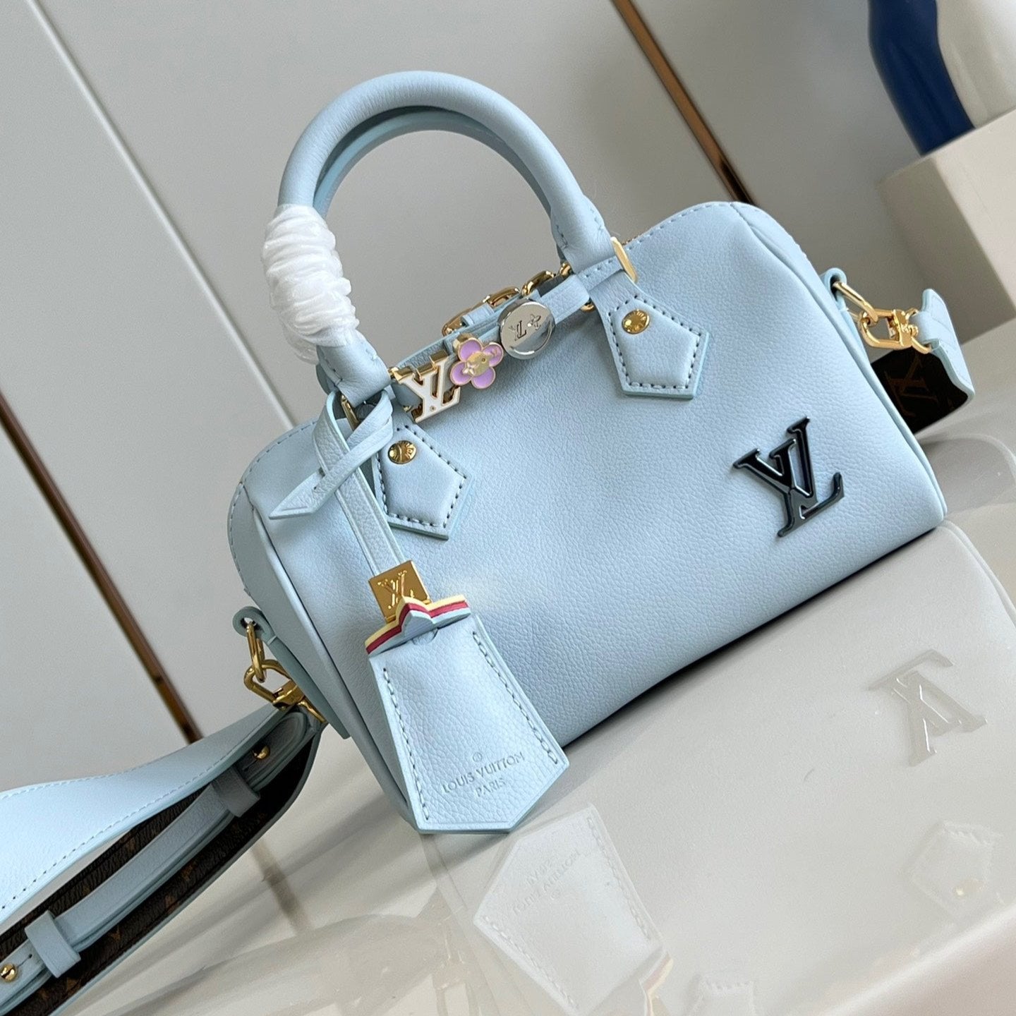 SPEEDY BANDOULIERE 18CM CUIR DE VEAU BLEU NUAGE