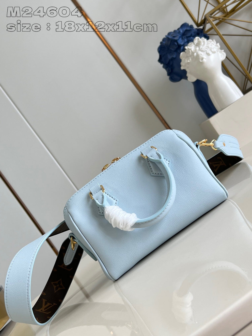 SPEEDY BANDOULIERE 18CM CUIR DE VEAU BLEU NUAGE