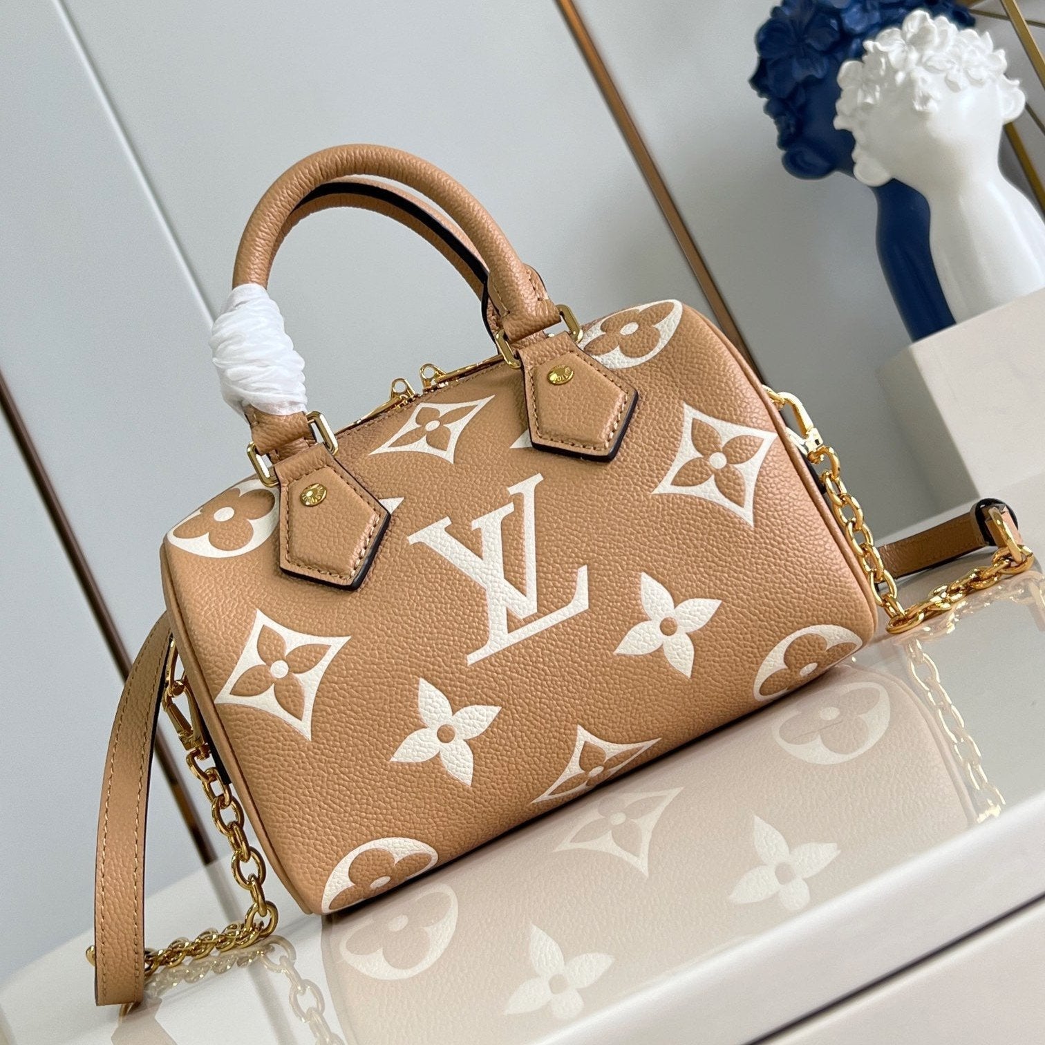 SPEEDY BANDOULIERE 20 MARRON BLANC MONOGRAMME EMPREINTE CUIR DE VEAU 