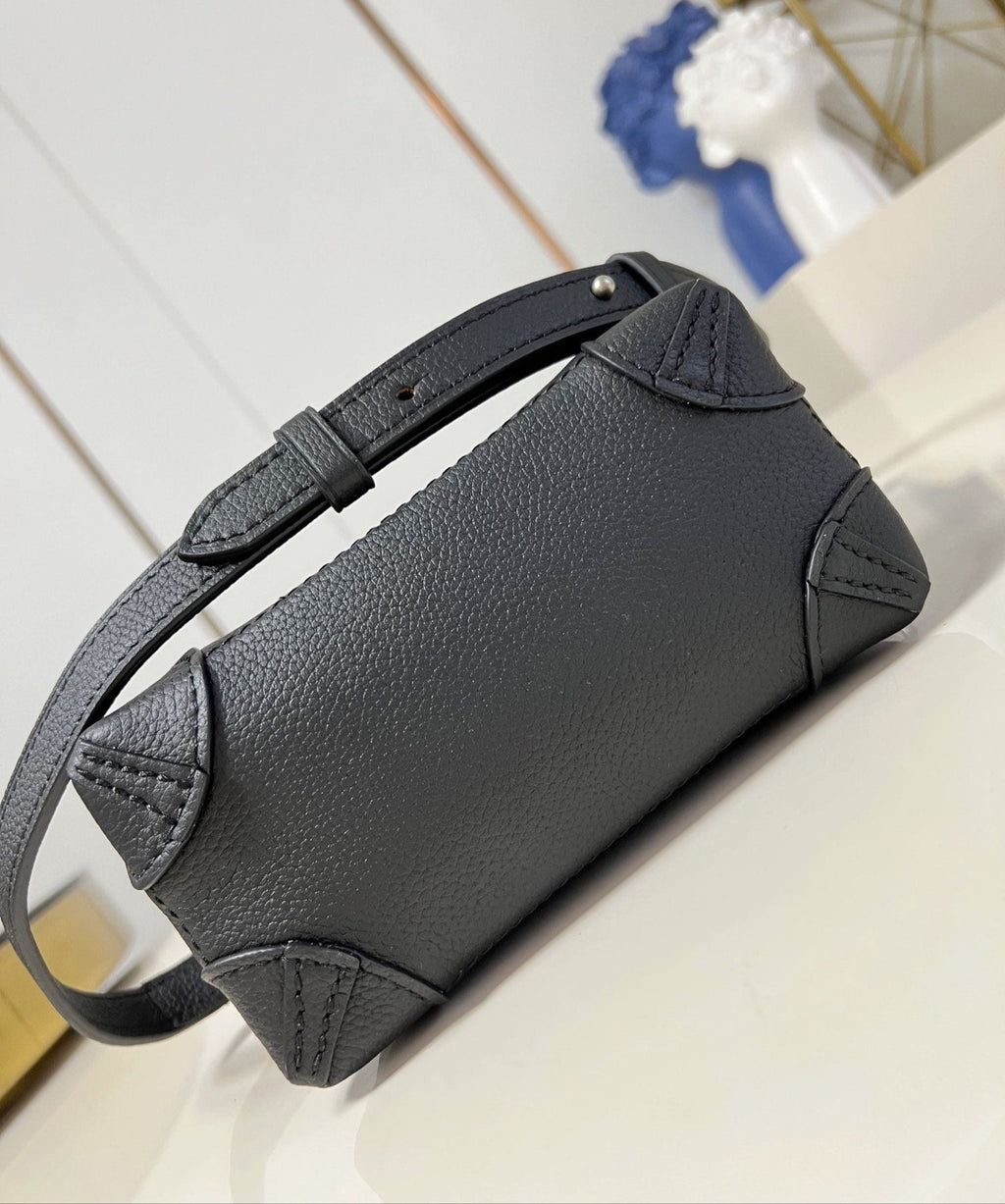 STEAMER 20 EN CUIR DE VEAU NOIR ACIER ARGENTÉ