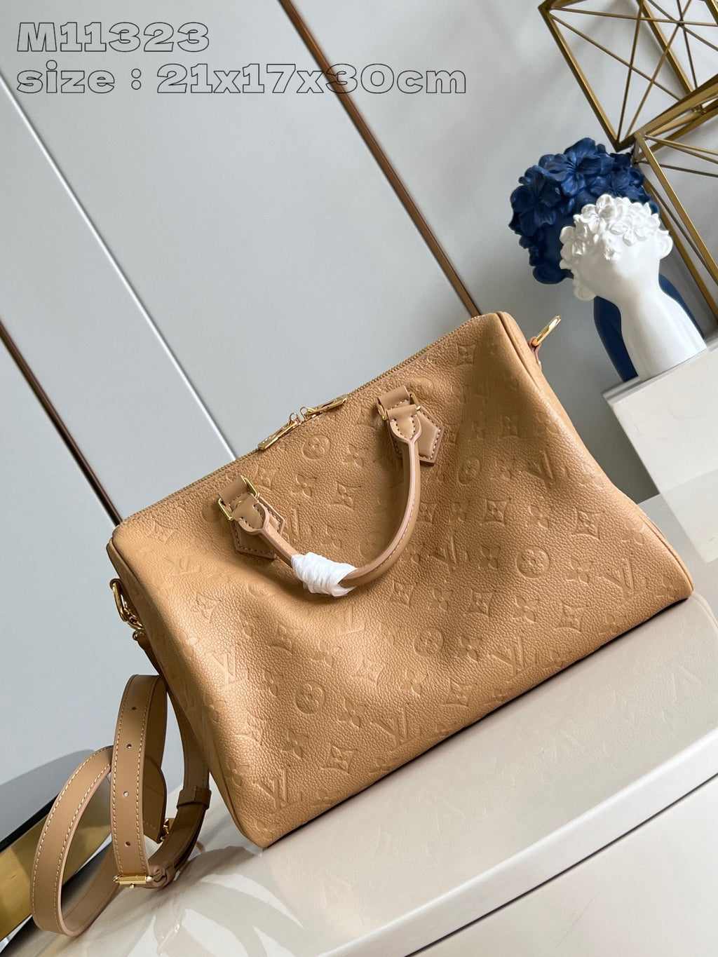 CUIR DE VACHE SPEEDY SOFT 30 ARIZONA BEIGE MONOGRAMME EMPREINTE