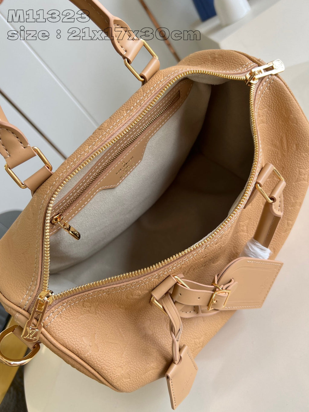 CUIR DE VACHE SPEEDY SOFT 30 ARIZONA BEIGE MONOGRAMME EMPREINTE
