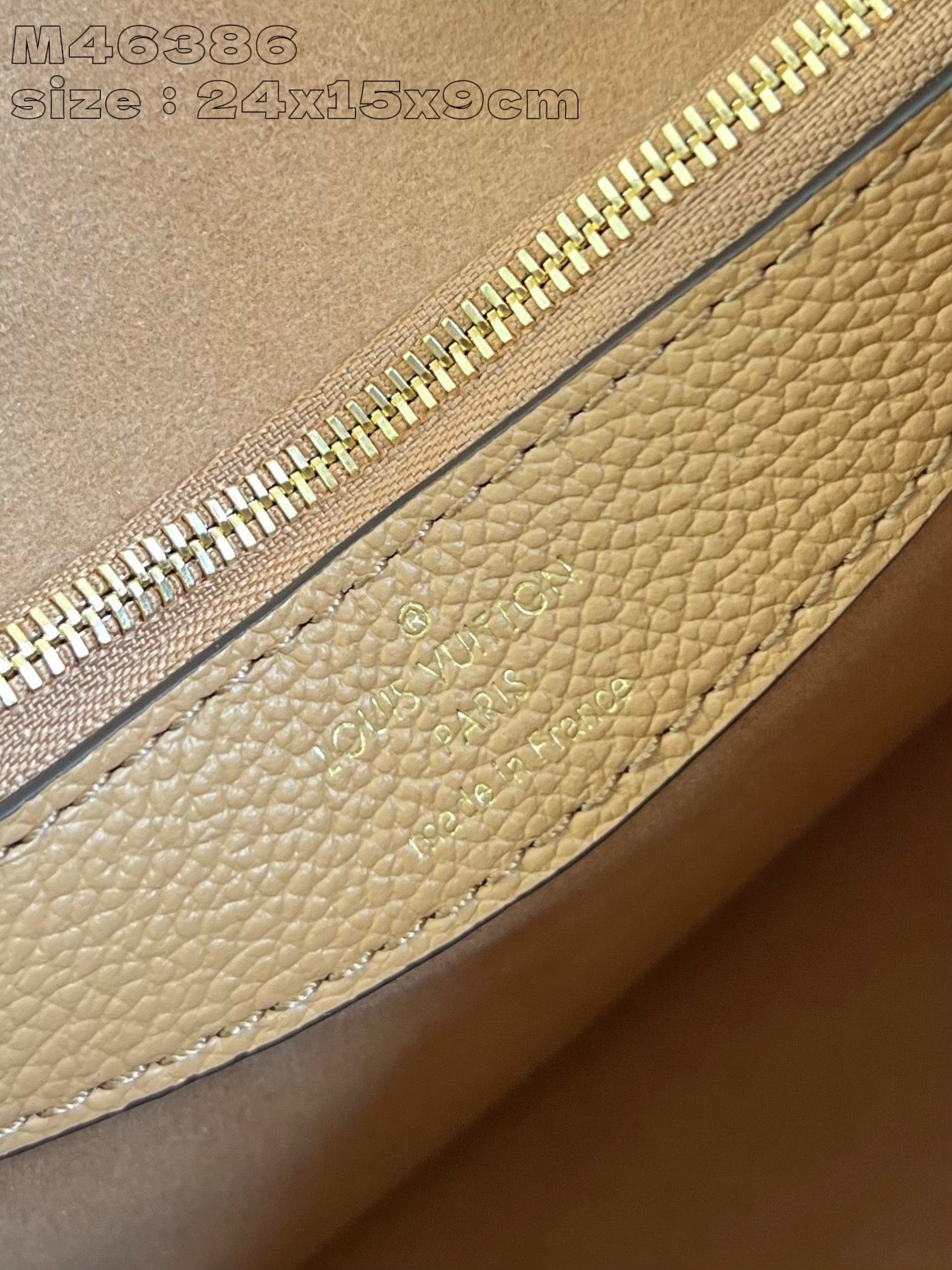 LV DIANE 24 CUIR DE VEAU EMPREINTE BEIGE FONCÉ MONOGRAMME 