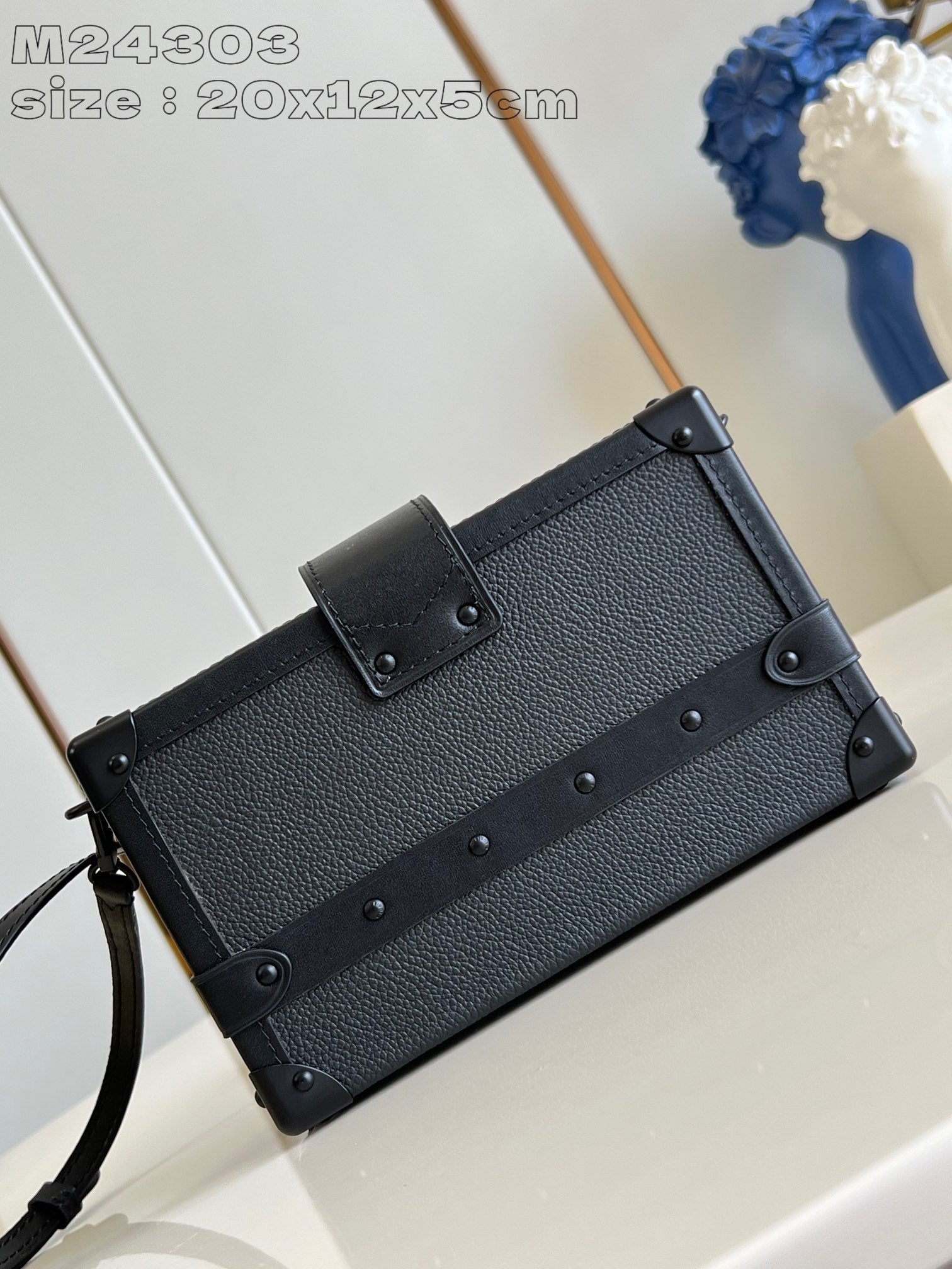 LV PETITE MALLE 20 EN CUIR DE VEAU NOIR 