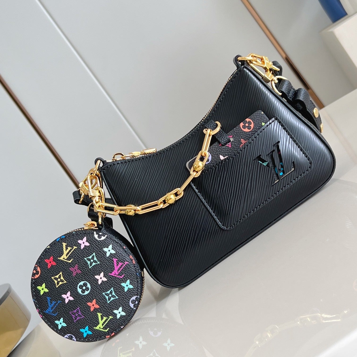 LV MARELLINI LV X TM CUIR DE VACHE EPI NOIR 203652