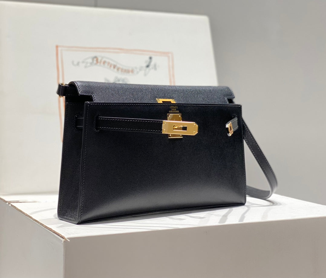 HM KELLY ELAN 27CM BLACK LEATHER GHW