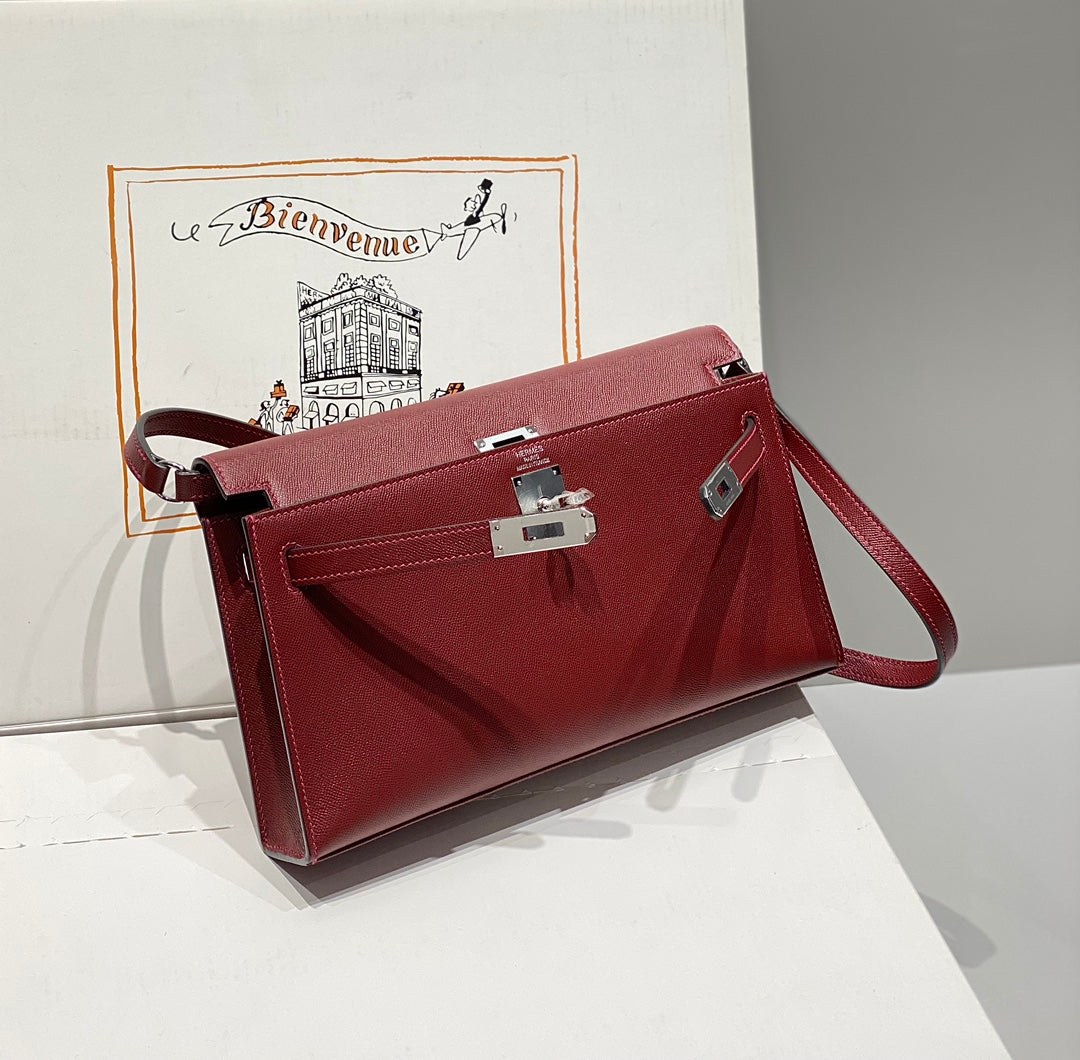 HM ケリー エラン 27cm レッド レザー ショーツ