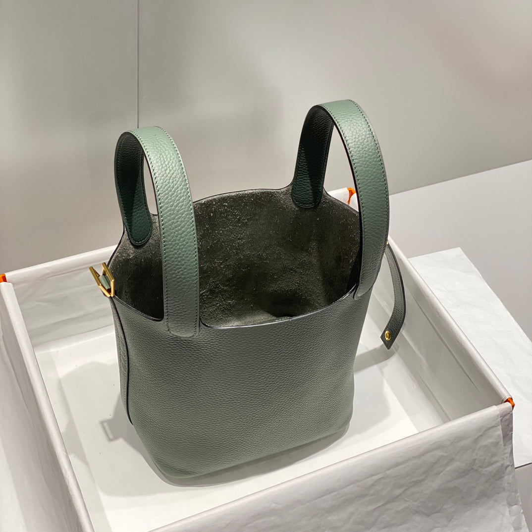 PICOTIN LOCK GRASS GREEN TOGO CUIR QUINCAILLERIE OR