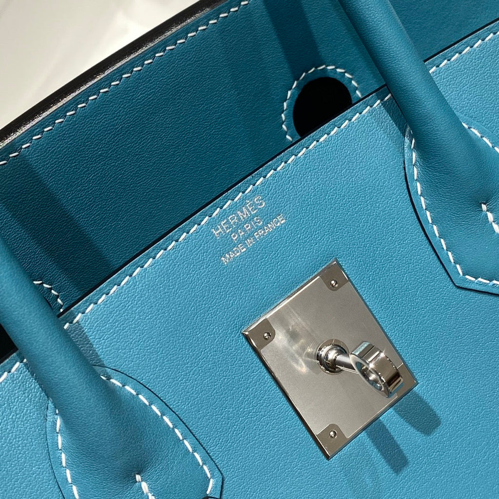 SAC À BANDOULIÈRE HM BIRKIN 29 CM BLEU DENIM CUIR SWIFT QUINCAILLERIE ARGENTÉE