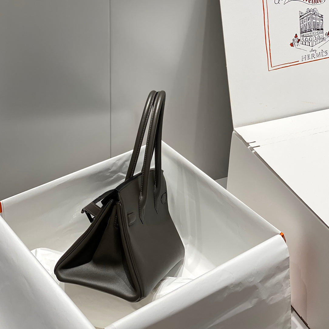 SAC À BANDOULIÈRE HM BIRKIN 29 CM CUIR SWIFT ÉBÈNE QUINCAILLERIE ARGENTÉE