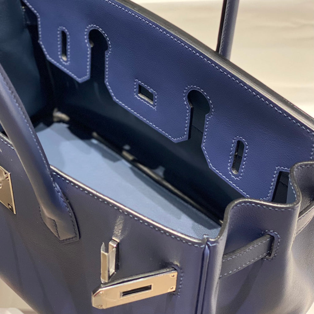 SAC À BANDOULIÈRE HM BIRKIN 29 CM EN CUIR SWIFT BLEU PROFOND ET QUINCAILLERIE ARGENTÉE