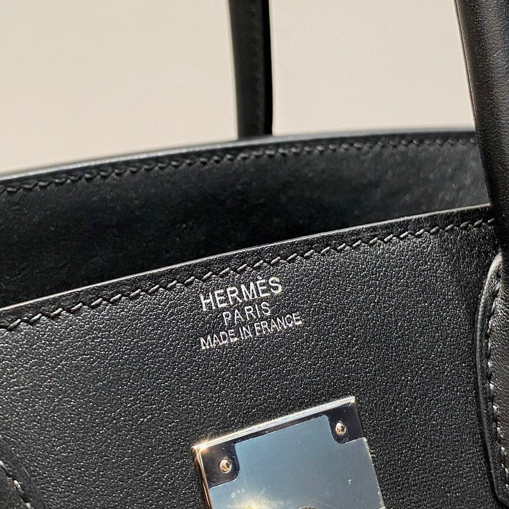 SAC À BANDOULIÈRE HM BIRKIN 29 CM EN CUIR NOIR SWIFT ET ACCESSOIRES ARGENTÉS
