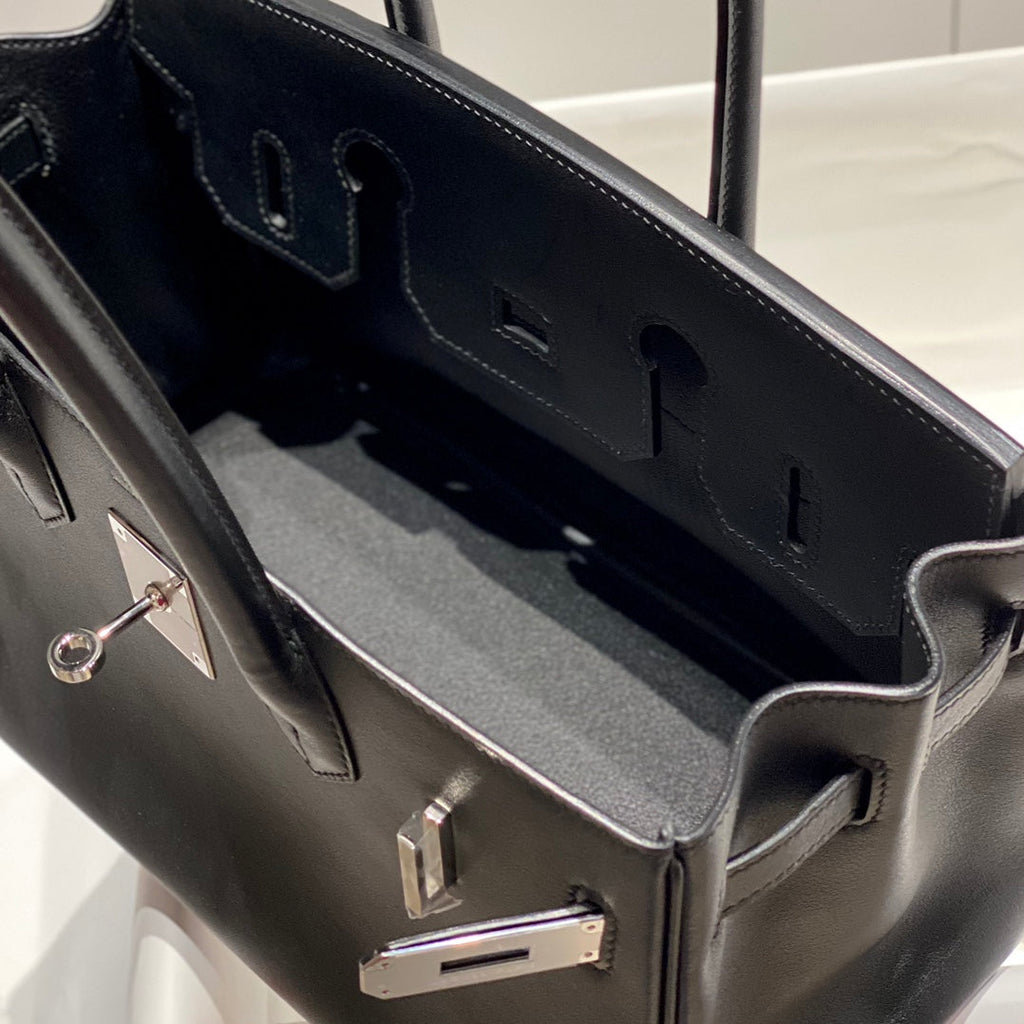 SAC À BANDOULIÈRE HM BIRKIN 29 CM EN CUIR NOIR SWIFT ET ACCESSOIRES ARGENTÉS