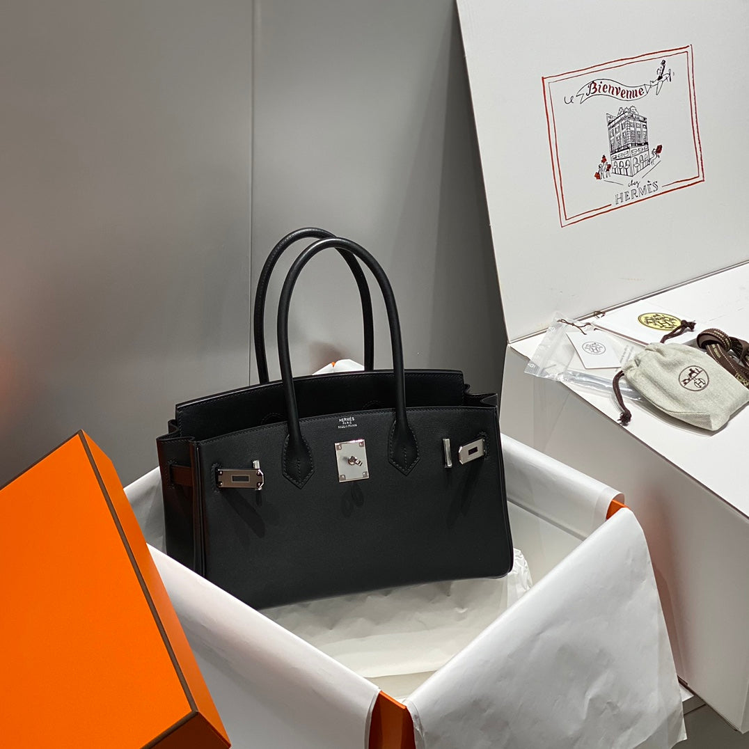 HM ショルダーバーキン 29cm ブラック スイフトレザー シルバー金具