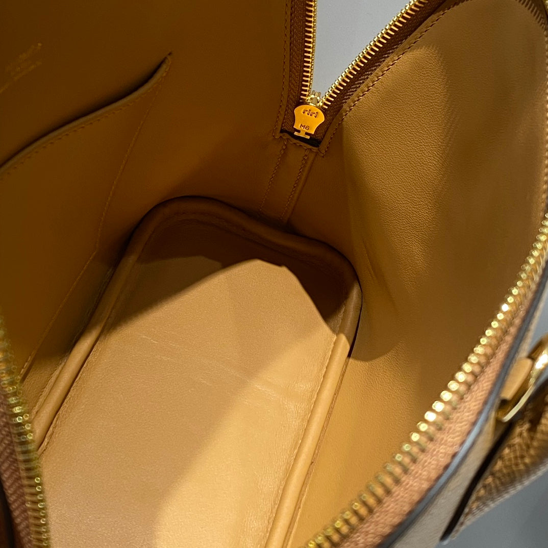 HM BOLIDE 25 CUIR EPSOM CAMEL QUINCAILLERIE DORÉ 237418