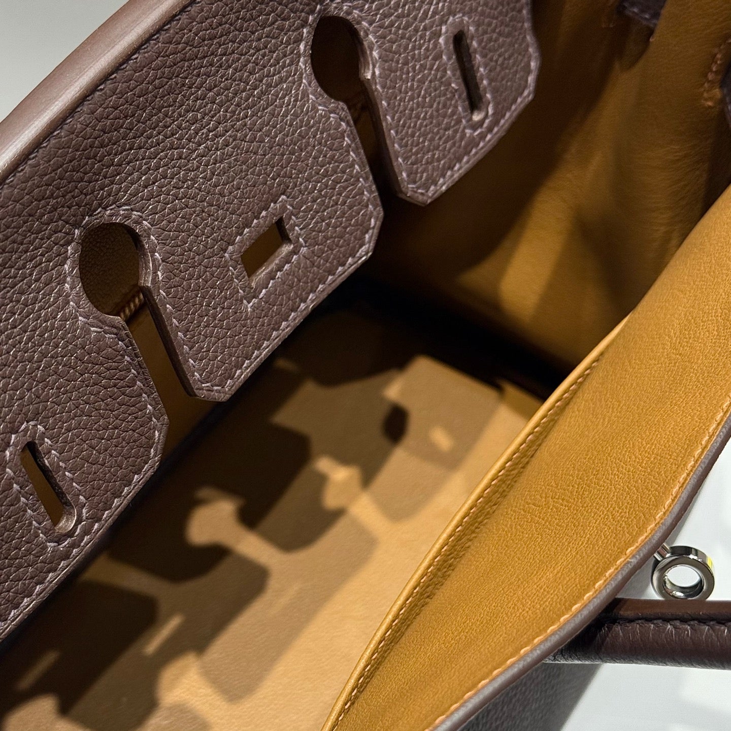 HM BIRKIN 25CM CAFÉ TOGO CUIR QUINCAILLERIE ARGENTÉE 237502