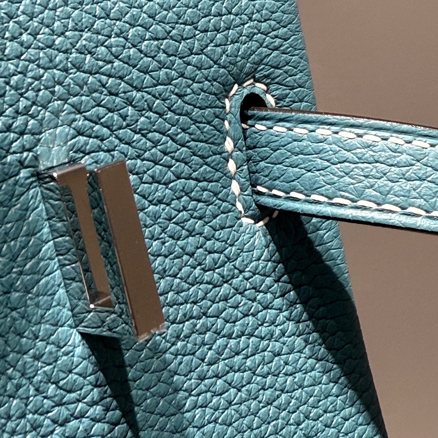 Sac HM Birkin 25 cm en cuir Togo vert sarcelle, quincaillerie argentée 237510