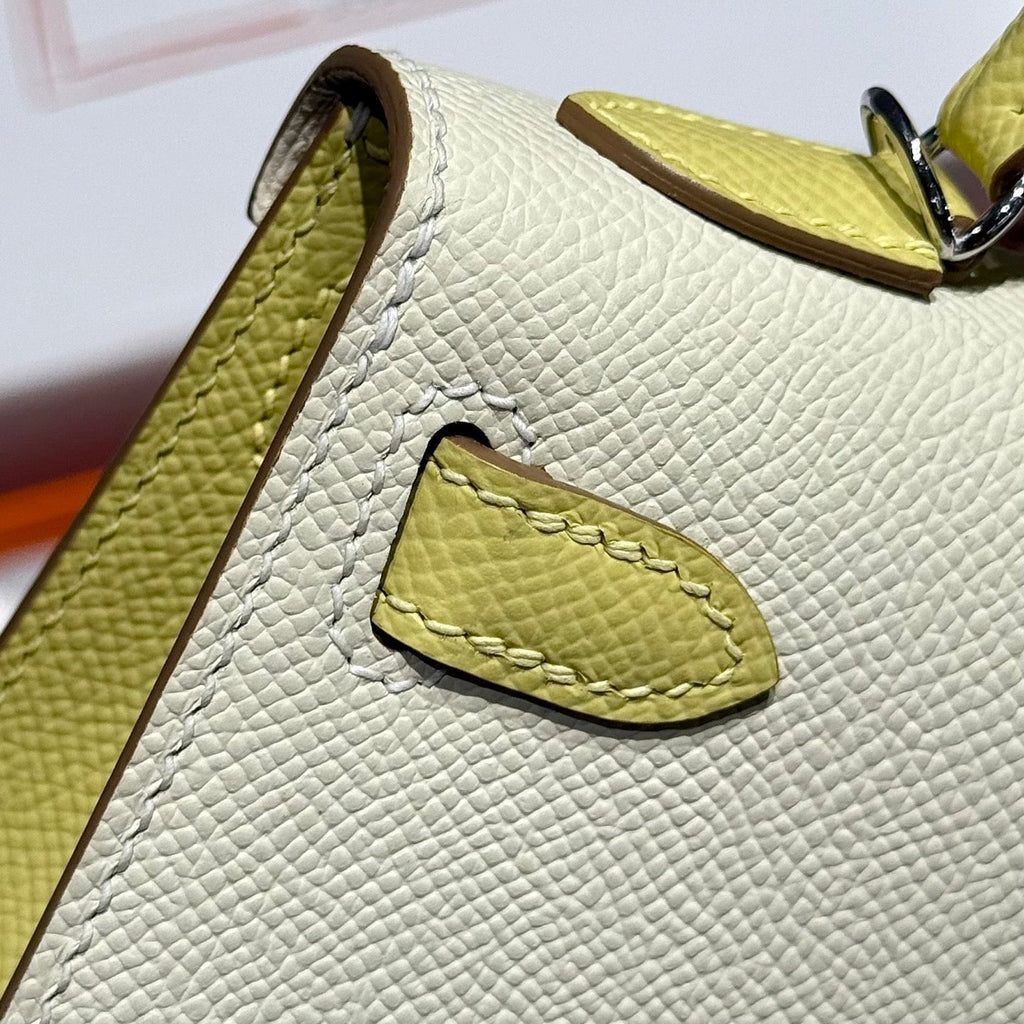 HM MINI KELLY 19 MILK-SHAKE BLANC EPSOM 243206
