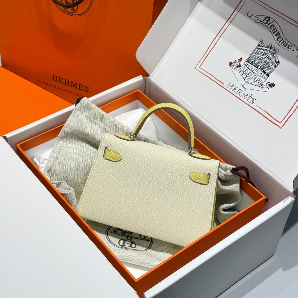 HM MINI KELLY 19 MILK-SHAKE BLANC EPSOM 243206