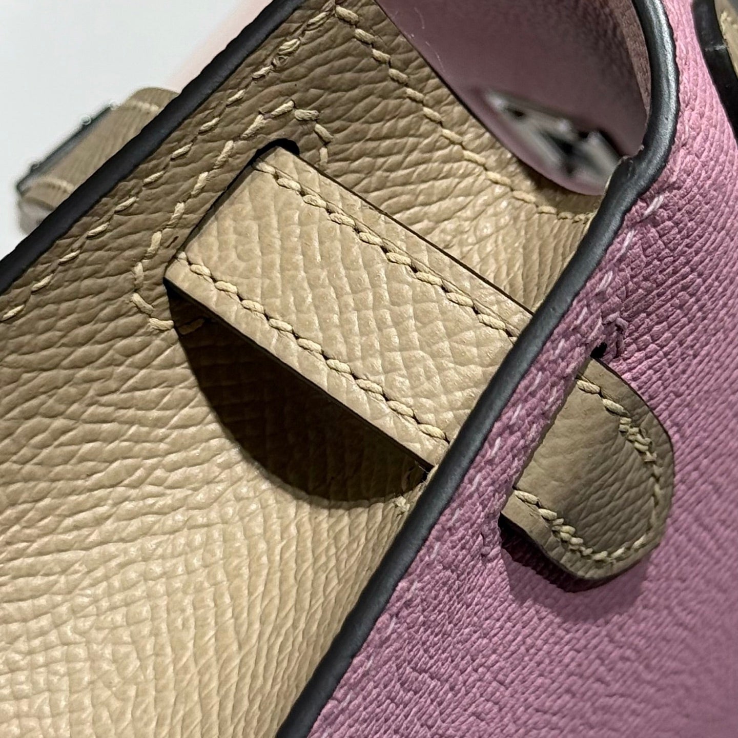 HM MINI KELLY 19 ROSE PASTEL EPSOM 243120